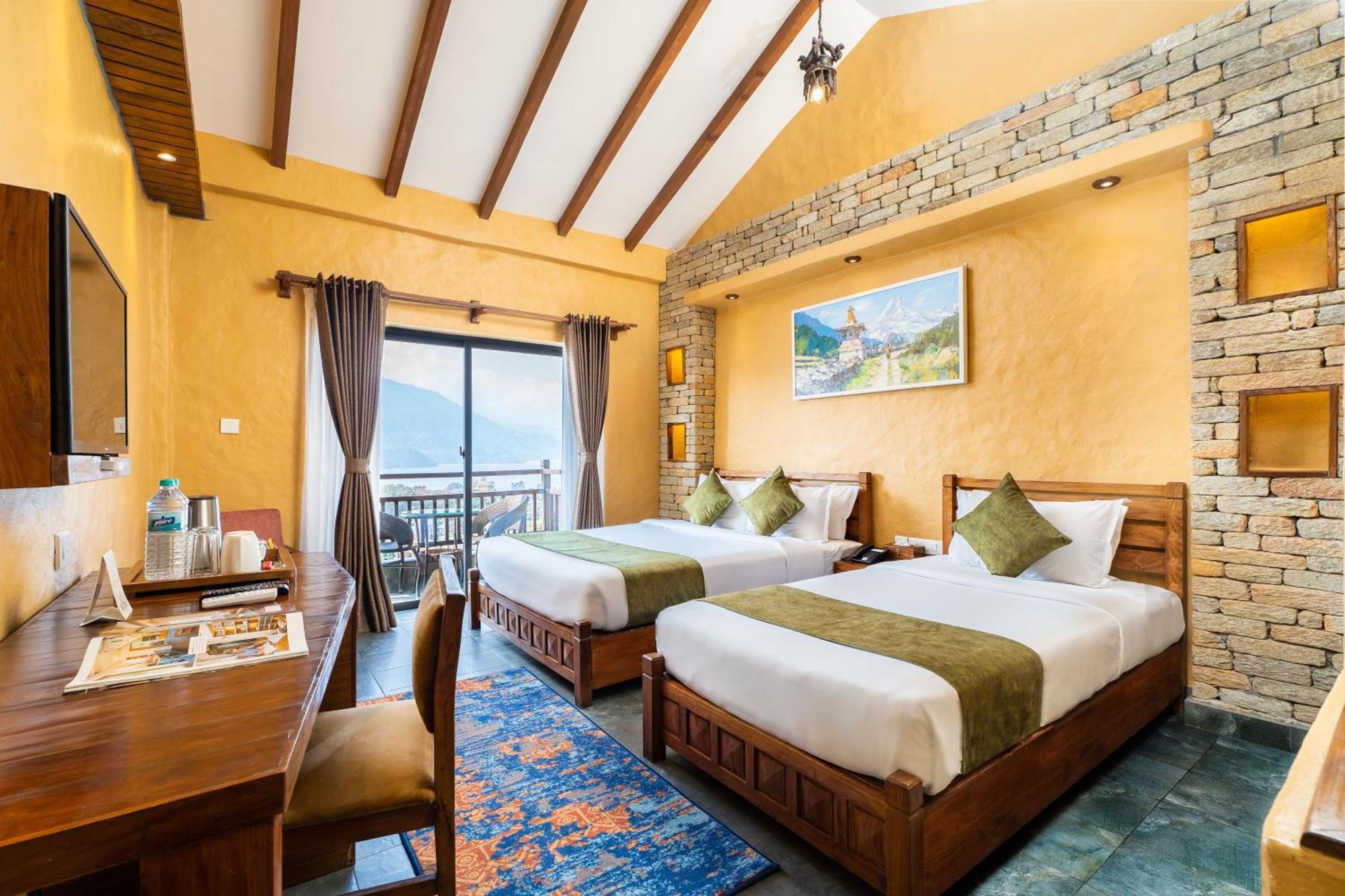 Bar Peepal Resort Pokhara Dış mekan fotoğraf Deluxe Room