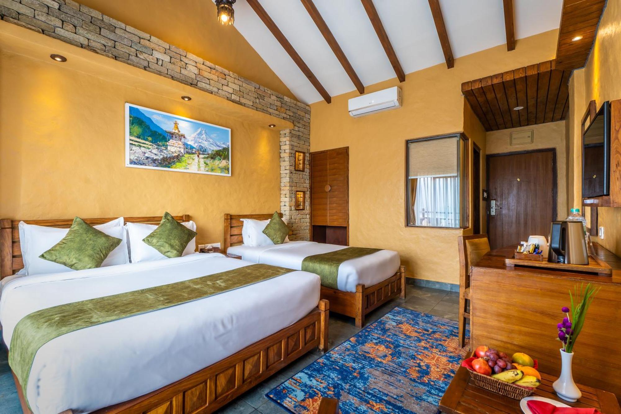 Bar Peepal Resort Pokhara Dış mekan fotoğraf Deluxe Room